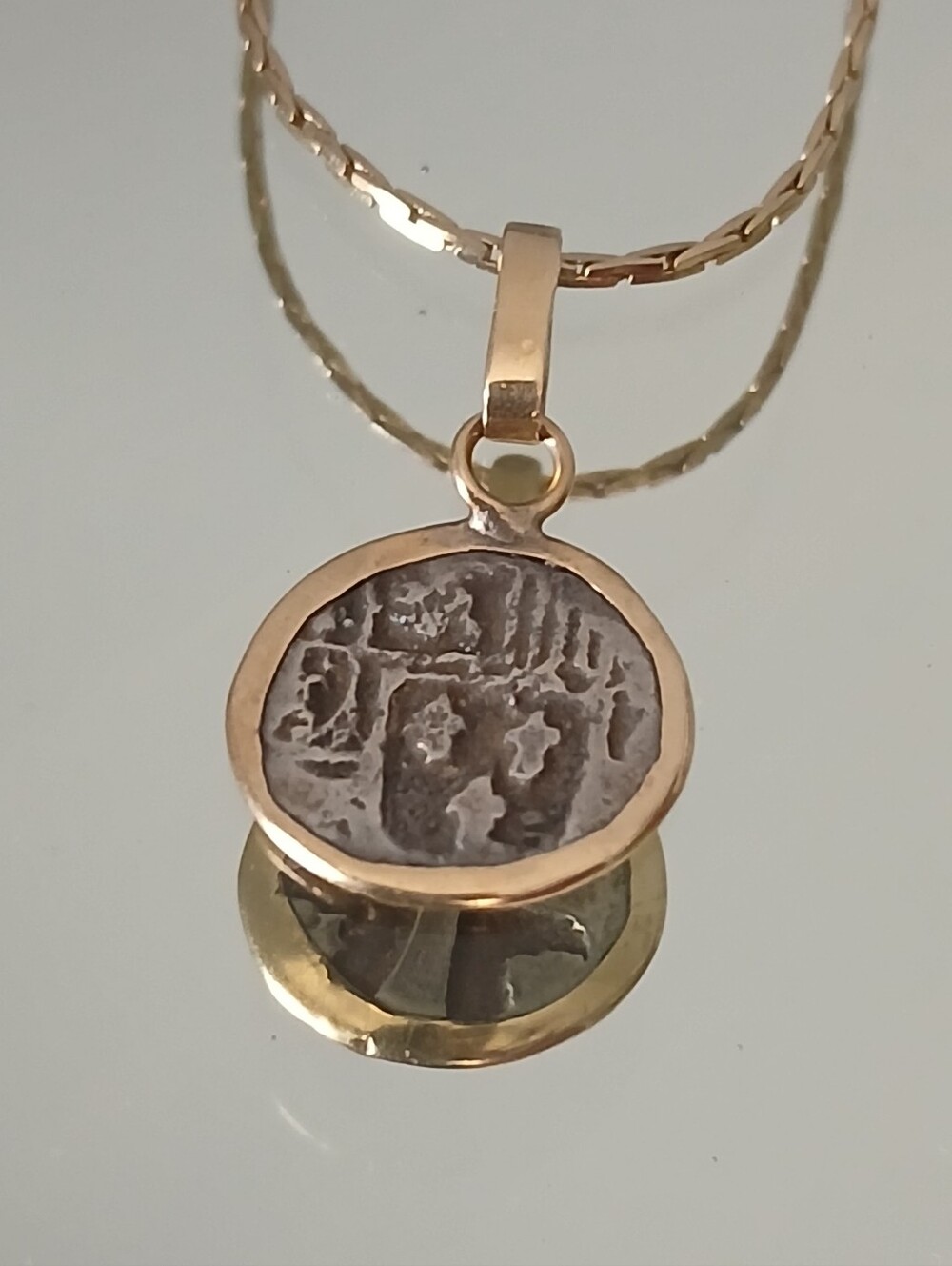 ✨ Stunning Vintage Spanish Colonial Cob Style Medallion Pendant Necklace ✨ - Picture 10 of 13